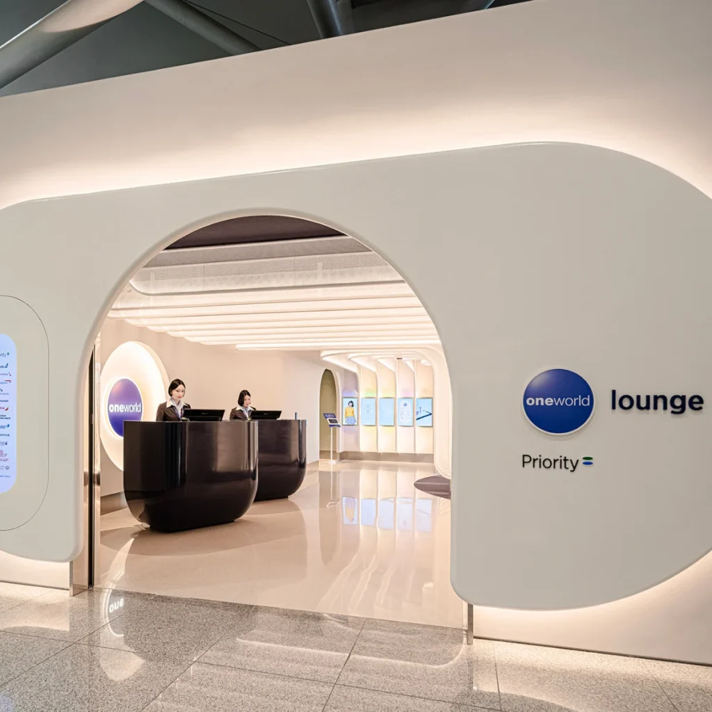 Oneworld Sapphire Business Class Lounge
