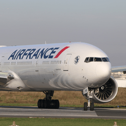 Air France Deal: Earn 10,000 Flying Blue Miles for Economy Flights